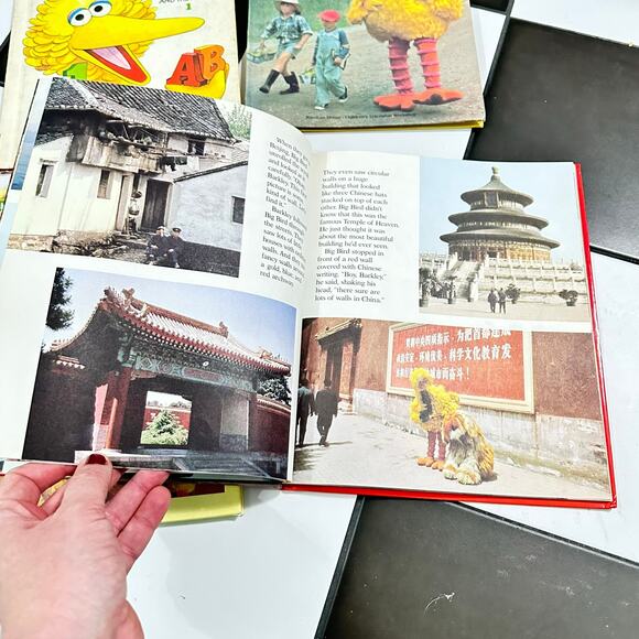 X19 Vintage Sesame Street Book Club Book & More Big Bird 70s- 80s - Picture 12 of 15